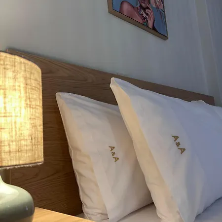 A&a Cozy *